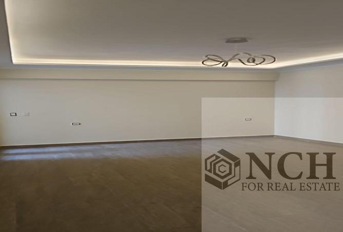 8279527 - Property Image 3