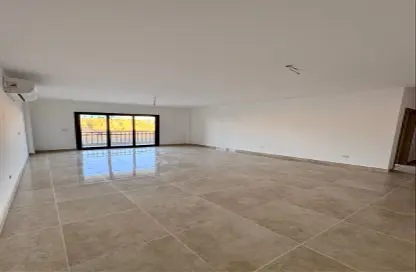 Apartment - 2 Bedrooms - 2 Bathrooms for sale in Moon Residences - Fifth Square - The 5th Settlement - New Cairo City - Cairo