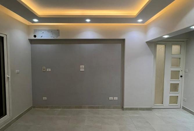 8207077 - Property Image 3