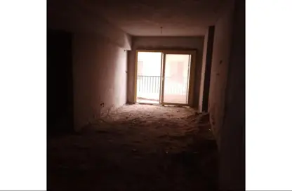 Apartment - 2 Bedrooms - 2 Bathrooms for sale in Capital East - Nasr City Compounds - Nasr City - Cairo