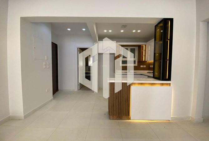 8329060 - Property Image 2