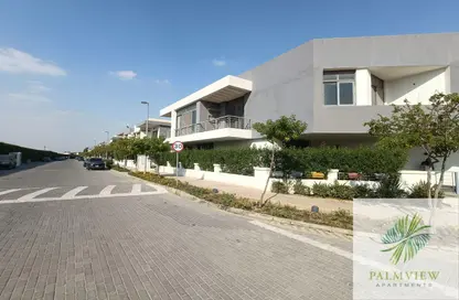Apartment - 2 Bedrooms - 2 Bathrooms for rent in Tag Sultan - Ring Road - Cairo