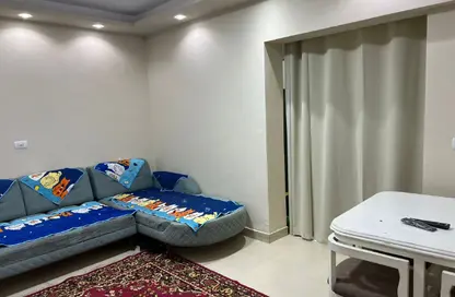 Apartment - 2 Bedrooms - 1 Bathroom for rent in Al Mostakbal - 12th District - Sheikh Zayed City - Giza