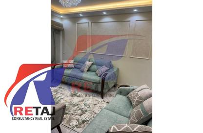 Apartment - 2 Bedrooms - 1 Bathroom for rent in Anwar Al Mufti St. - 1st Zone - Nasr City - Cairo