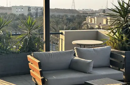 (بنتهاوس  (روف - 4 غرف نوم - 3 حمامات للايجار في سيراس - اب تاون كايرو - المقطم - القاهرة