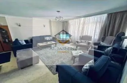 Apartment - 3 Bedrooms - 1 Bathroom for sale in Gate 4 - Mena - Hadayek El Ahram - Giza
