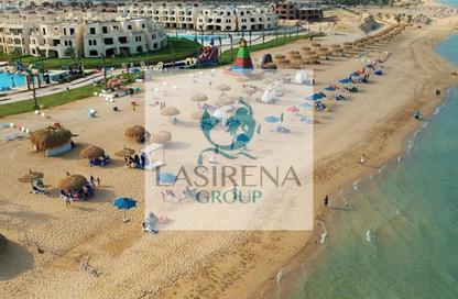 Chalet - 2 Bedrooms - 2 Bathrooms for sale in Lasirena Palm Beach - Al Ain Al Sokhna - Suez