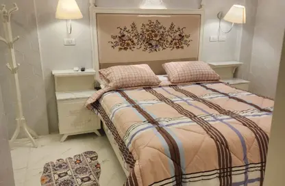 Apartment - 2 Bedrooms - 1 Bathroom for rent in Al Rehab - New Cairo City - Cairo