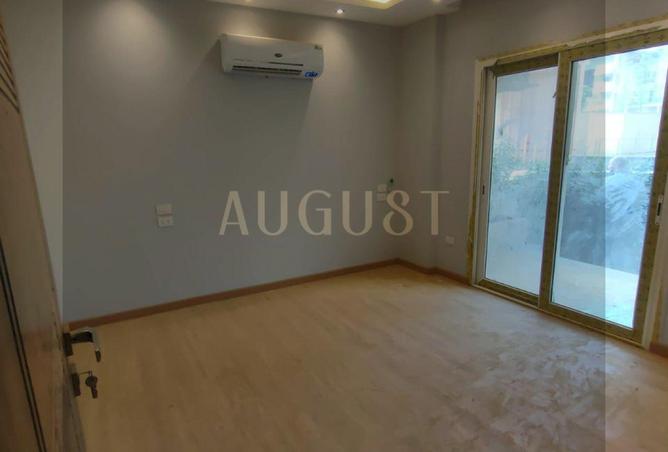 8392816 - Property Image 3