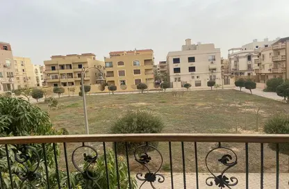 Apartment - 3 Bedrooms - 2 Bathrooms for rent in The 1st Settlement - New Cairo City - Cairo