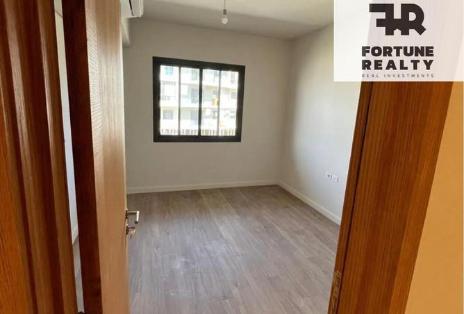 8329050 - Property Image 3