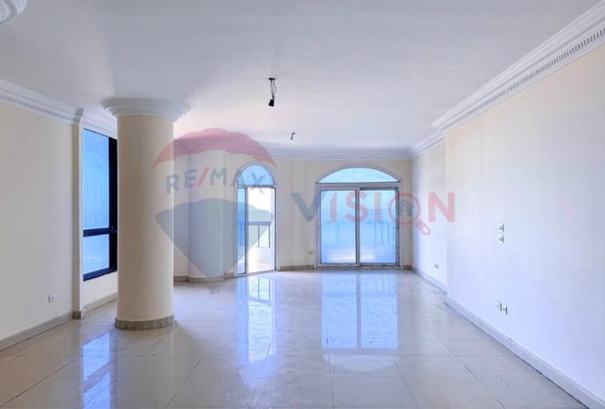 8337469 - Property Image 3