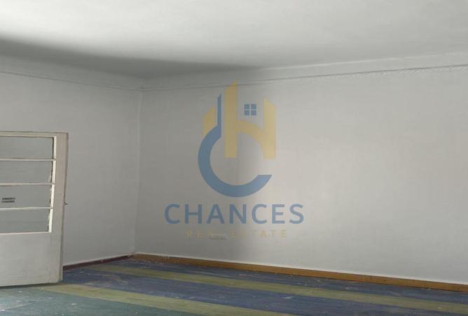 8051841 - Property Image 3