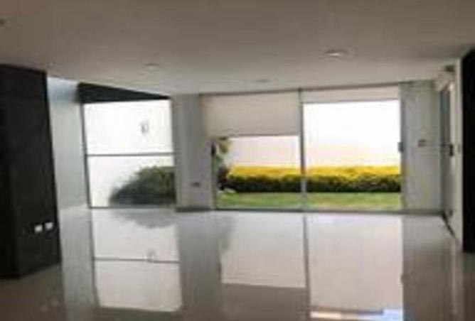 8005349 - Property Image 3