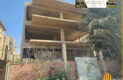 Villa for sale in Nour Al Din St. - West Somid - 6 October City - Giza