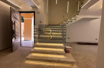 فيلا - 4 غرف نوم - 5 حمامات للايجار في ميفيدا - كمبوندات التجمع الخامس - التجمع الخامس - مدينة القاهرة الجديدة - القاهرة