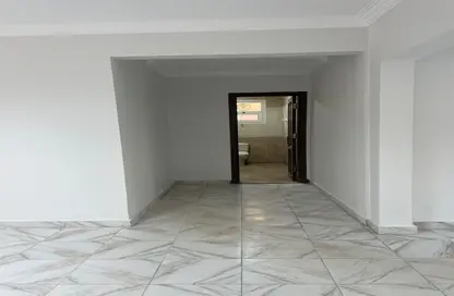 Office Space - Studio - 3 Bathrooms for rent in Street 300 - New Maadi - Hay El Maadi - Cairo