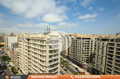 Apartment - 3 Bedrooms - 2 Bathrooms for sale in Mohamed Fawzy Moaz St. - Smouha - Hay Sharq - Alexandria