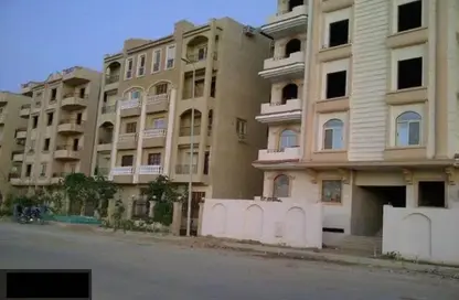 Apartment - 3 Bedrooms - 2 Bathrooms for sale in El Banafseg Apartment Buildings - El Banafseg - New Cairo City - Cairo