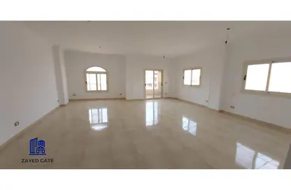 Apartment - 3 Bedrooms - 2 Bathrooms for rent in 8th District - Sheikh Zayed City - Giza