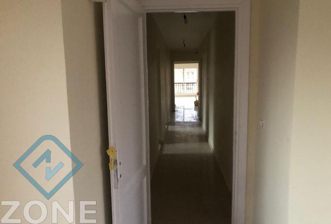 8433993 - Property Image 2