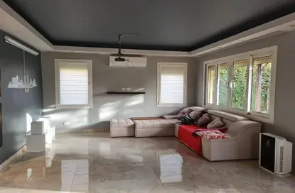 Villa - 3 Bedrooms - 5 Bathrooms for sale in Mivida - 5th Settlement Compounds - The 5th Settlement - New Cairo City - Cairo