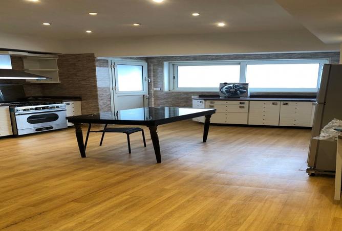 8188913 - Property Image 2