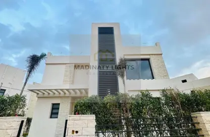 فيلا - 5 غرف نوم - 5 حمامات للبيع في مدينة نور - القاهرة