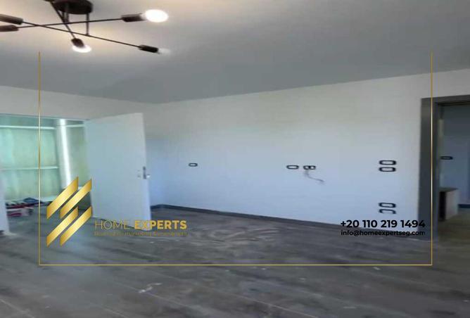8132302 - Property Image 2