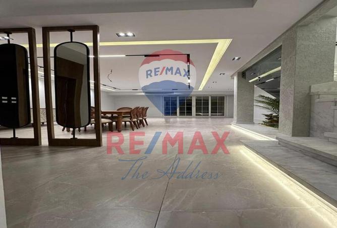 8302104 - Property Main Image