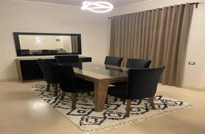 Apartment - 2 Bedrooms - 2 Bathrooms for rent in Palm Hills Village Gate - South Investors Area - New Cairo City - Cairo