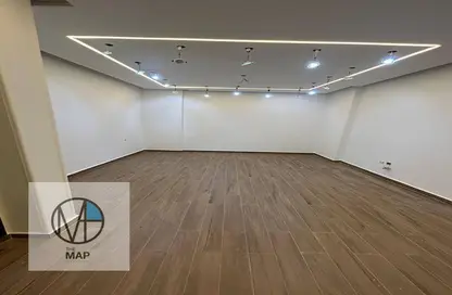 شقة - 4 غرف نوم - 2 حمامات للبيع في شارع واصف غالي باشا - النرجس 4 - النرجس - مدينة القاهرة الجديدة - القاهرة