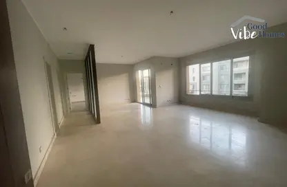 شقة - 2 غرف نوم - 2 حمامات للبيع في فيلدج جيت - المستثمرين الجنوبية - مدينة القاهرة الجديدة - القاهرة