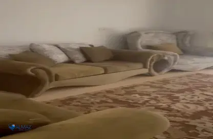 شقة - 3 غرف نوم - 2 حمامات للايجار في شارع عمر بن الخطاب - الرحاب المرحلة الرابعة - الرحاب - مدينة القاهرة الجديدة - القاهرة