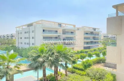 Apartment - 2 Bedrooms - 2 Bathrooms for sale in Lake View Residence - 5th Settlement Compounds - The 5th Settlement - New Cairo City - Cairo