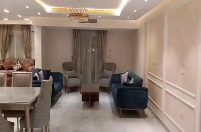 شقة - 3 غرف نوم - 2 حمامات للايجار في العجوزة - الجيزة