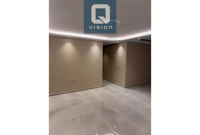 8104866 - Property Image 3