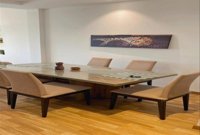 8083300 - Property Image 3