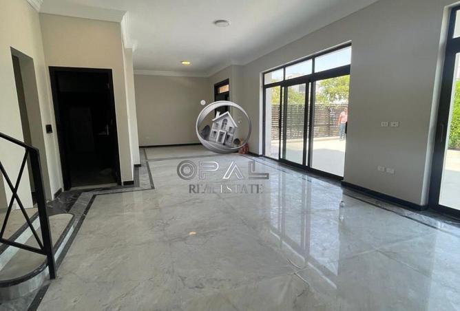 7928011 - Property Image 2