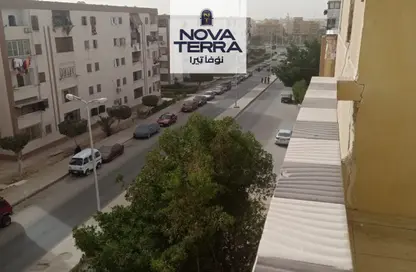 شقة - 3 غرف نوم - 1 حمام للبيع في شارع المروة - الحي الحادي عشر - الشيخ زايد - الجيزة