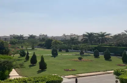 فيلا - 5 غرف نوم - 5 حمامات للايجار في الروضة - طريق الواحات - مدينة 6 أكتوبر - الجيزة
