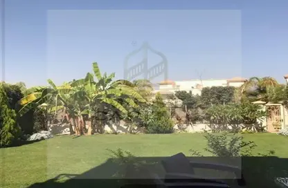 Villa - 5 Bedrooms - 4 Bathrooms for sale in Street 10 - Greens - 6th District - Sheikh Zayed City - Giza