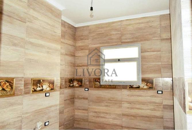 8379395 - Property Image 2