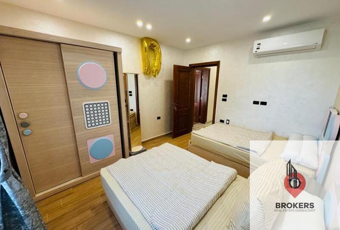 8231409 - Property Image 3