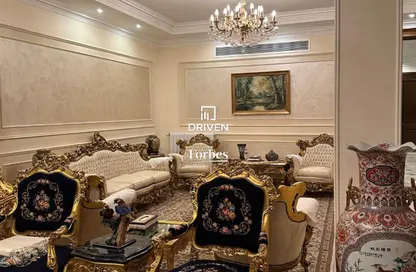 فيلا - 4 غرف نوم - 5 حمامات للبيع في رويال سيتي - كمبوندات الشيخ زايد - الشيخ زايد - الجيزة