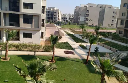 Apartment - 3 Bedrooms - 2 Bathrooms for sale in Fifth Square - The 5th Settlement - New Cairo City - Cairo