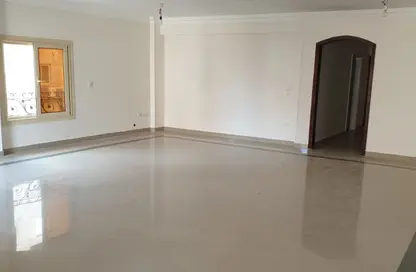 Apartment - 3 Bedrooms - 2 Bathrooms for rent in El Narges Buildings - Al Narges - New Cairo City - Cairo