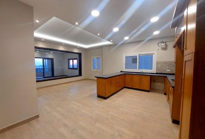 8082119 - Property Image 3