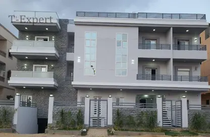 Apartment - 3 Bedrooms - 3 Bathrooms for sale in El Nady District - Shorouk City - Cairo