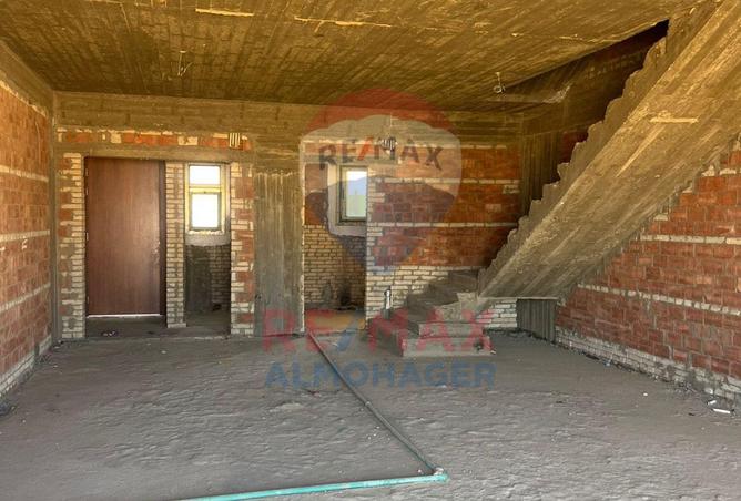 8072912 - Property Image 2